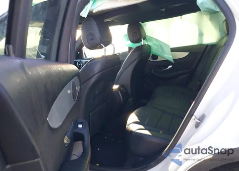 2019 Mercedes-Benz Glc 300 4Matic из США, поврежденный, VIN WDC0G4KB8KF662095